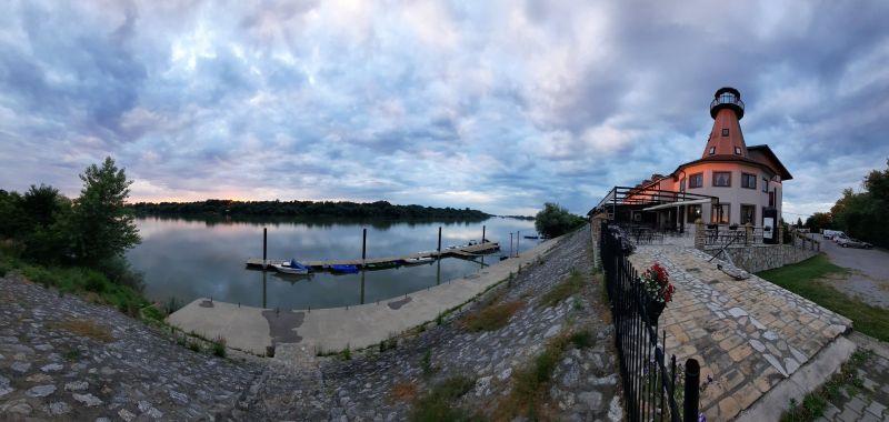 hotel Svetionik brodska marina